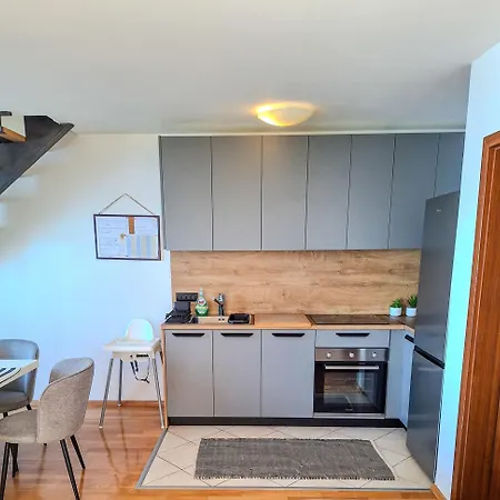 K&m * Novi Vinodolski